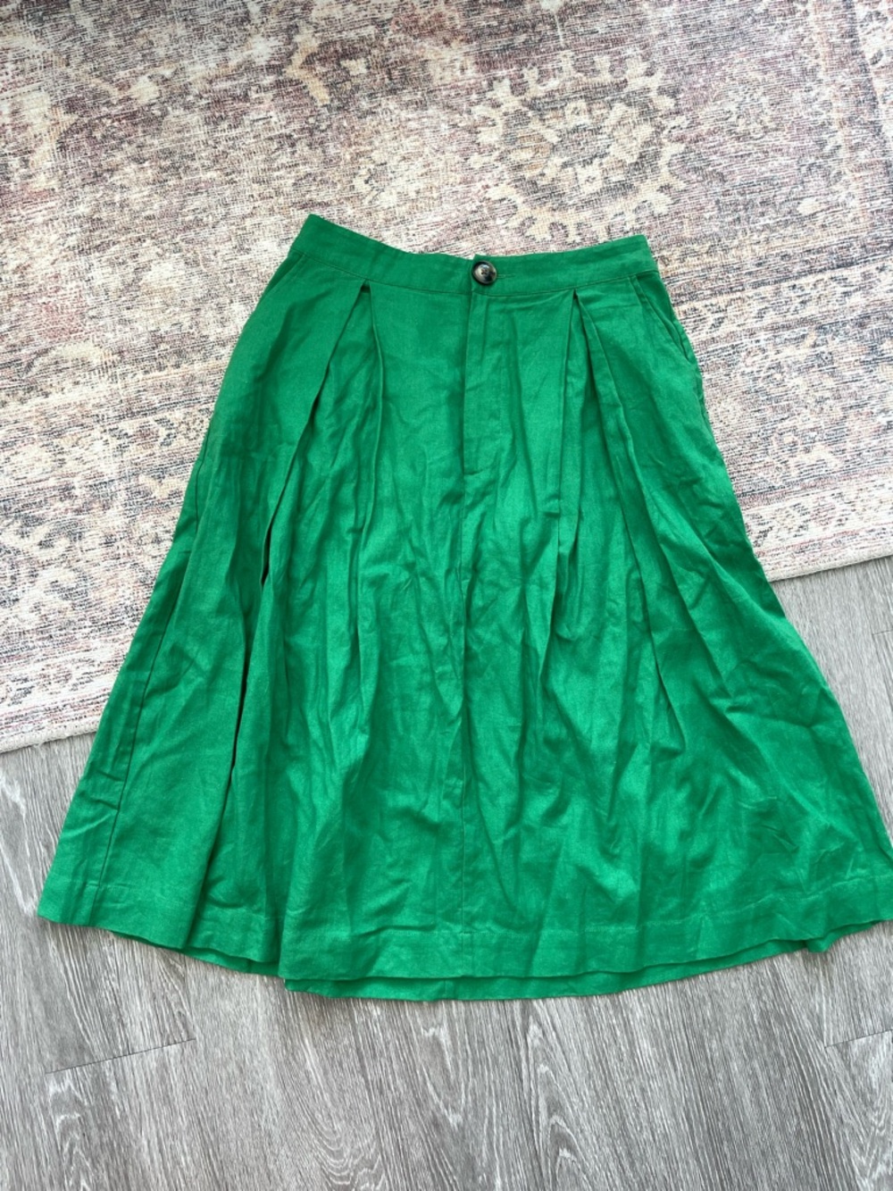 Who What Wear Green Pleated A-Line Skirt